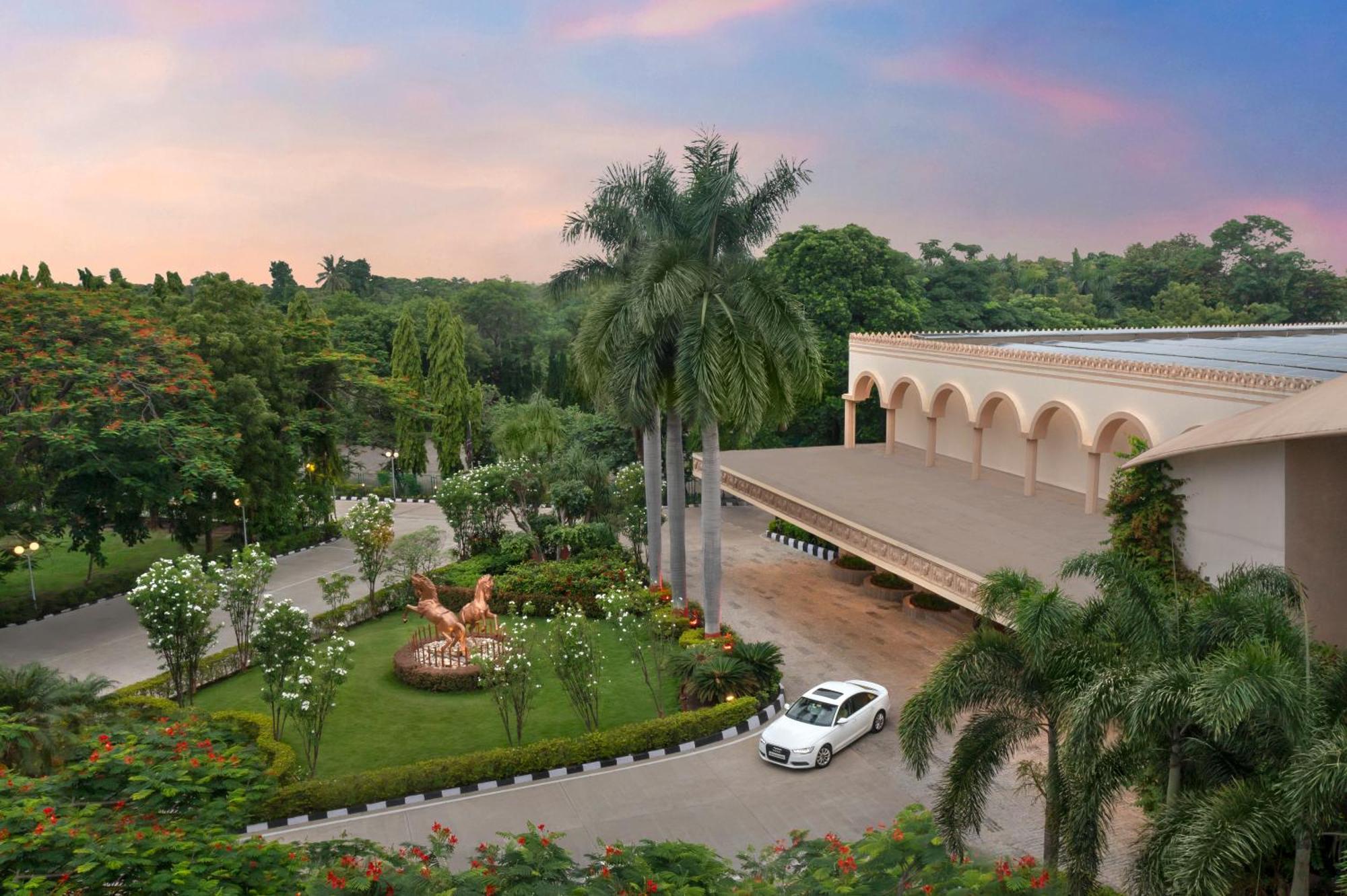 Welcomhotel By Itc Hotels, Rama International, Aurangabad Экстерьер фото
